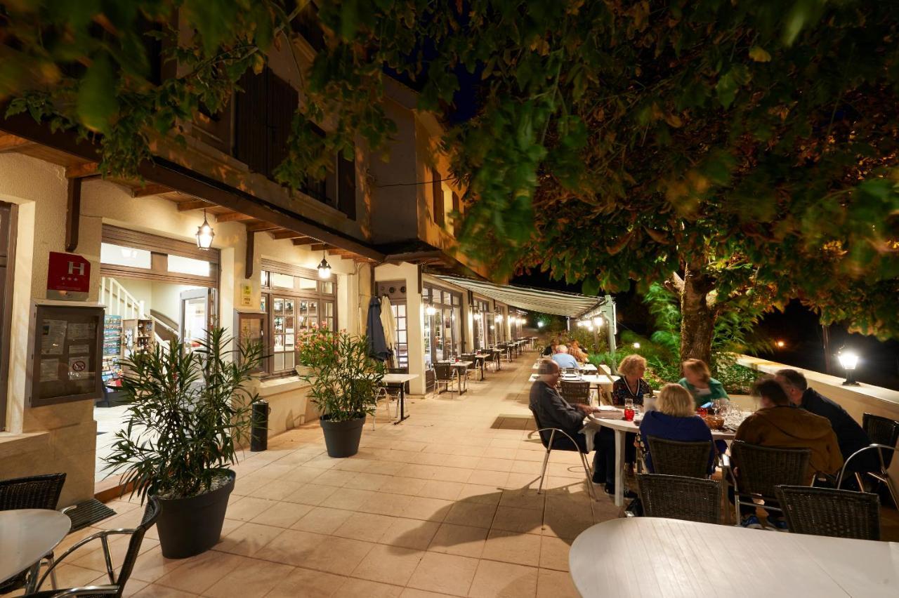 Logis Hotel Le Belle Rive Najac Exterior foto